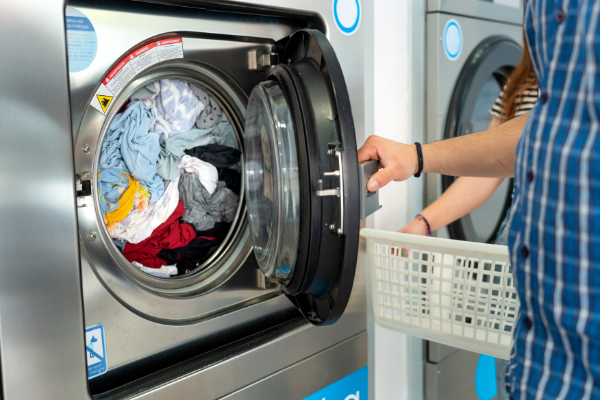 Large Capacity Washer Door Open 600X400